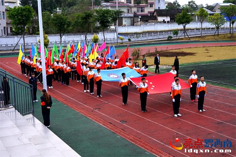�wˇ���� �V���ഺ�����d�x�и��WУ�o�һ�����š��\��85�����ӂ�ӛ