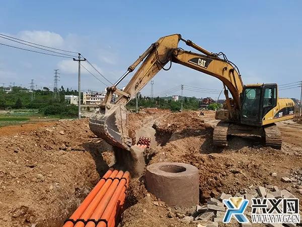 ��������ͨ܇���d�x���Ļ�ˇ�g���������Mչ