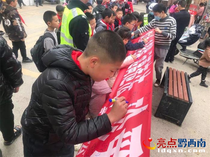 �հ������_չ��֪Σ�U(xi��n) ��Σ�U(xi��n)����ͨ��ȫ���f�˺���������(d��ng)