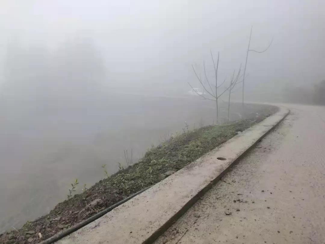 ע���ˣ�ǭ���Ϲ�����������25̎���ڽ�ͨ��ȫ�[����·��