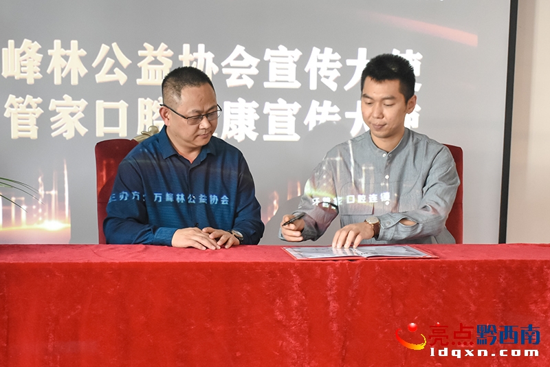 �����ˡ��O���|�����s�ɞ��f���ֹ���f(xi��)�������ܼҿ�ǻ������ʹ