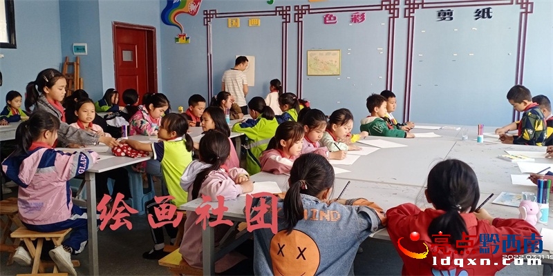 �䌍(sh��)���p�p������ ��փ�h����С�W(xu��)�_չ�����F(tu��n)���
