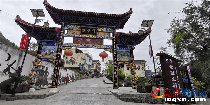 ��փ�h���ʹ壺������ʾ����+��ƽ�������������