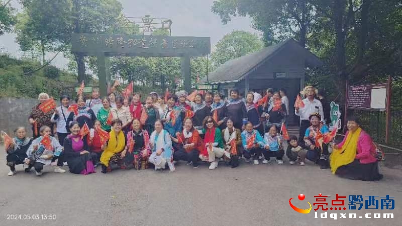 �d�x����������F꠸���¡�_չ��һ�߻������Ļ��������