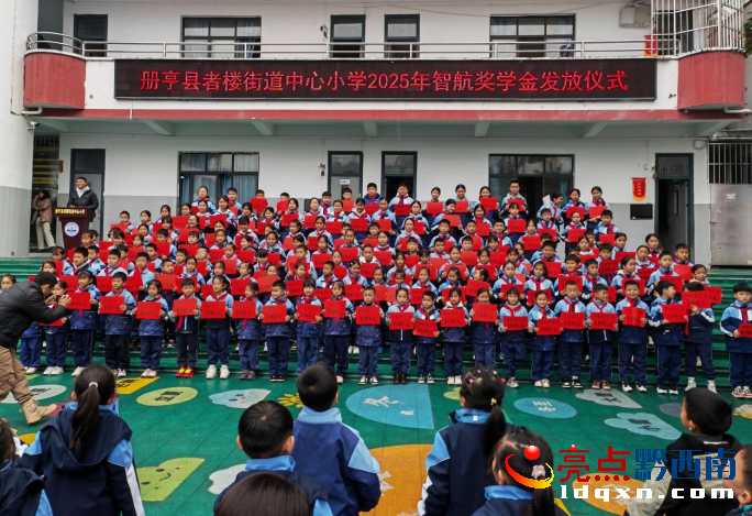 �Ժ��ߘ�����С�W150���W�ӫ@�Ǻ����W��