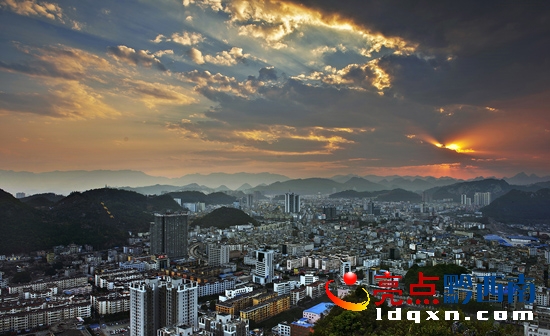 �f����΢�Ӱ���}: �d�x--�Ї�ʮ�����e�˾����B����
