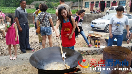 �հ��Đ���Ůʿه��Ƽ�ڞ麢�ӂ��������u.jpg