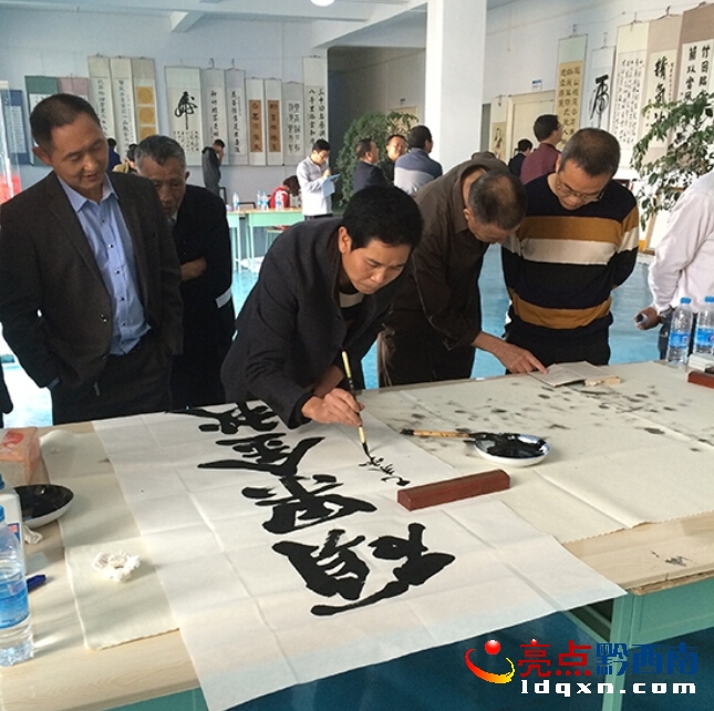 QQ�؈D20151025085852.jpg