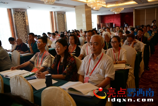 我州參演人員認真學習.JPG