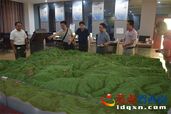 �D2�鄢����ӛ���˽���փ�h���|��ò.JPG