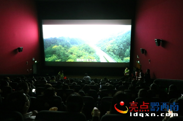 �D1���d�x��·�����ֹ���̎�M���ɲ����^�����}Ƭ�������ˣ��ҵć������D���^Ӱ�F��..JPG